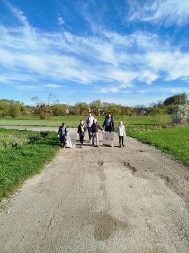 IMG-4c8d69a5834a6b5416bc9f82e4aca65d-V